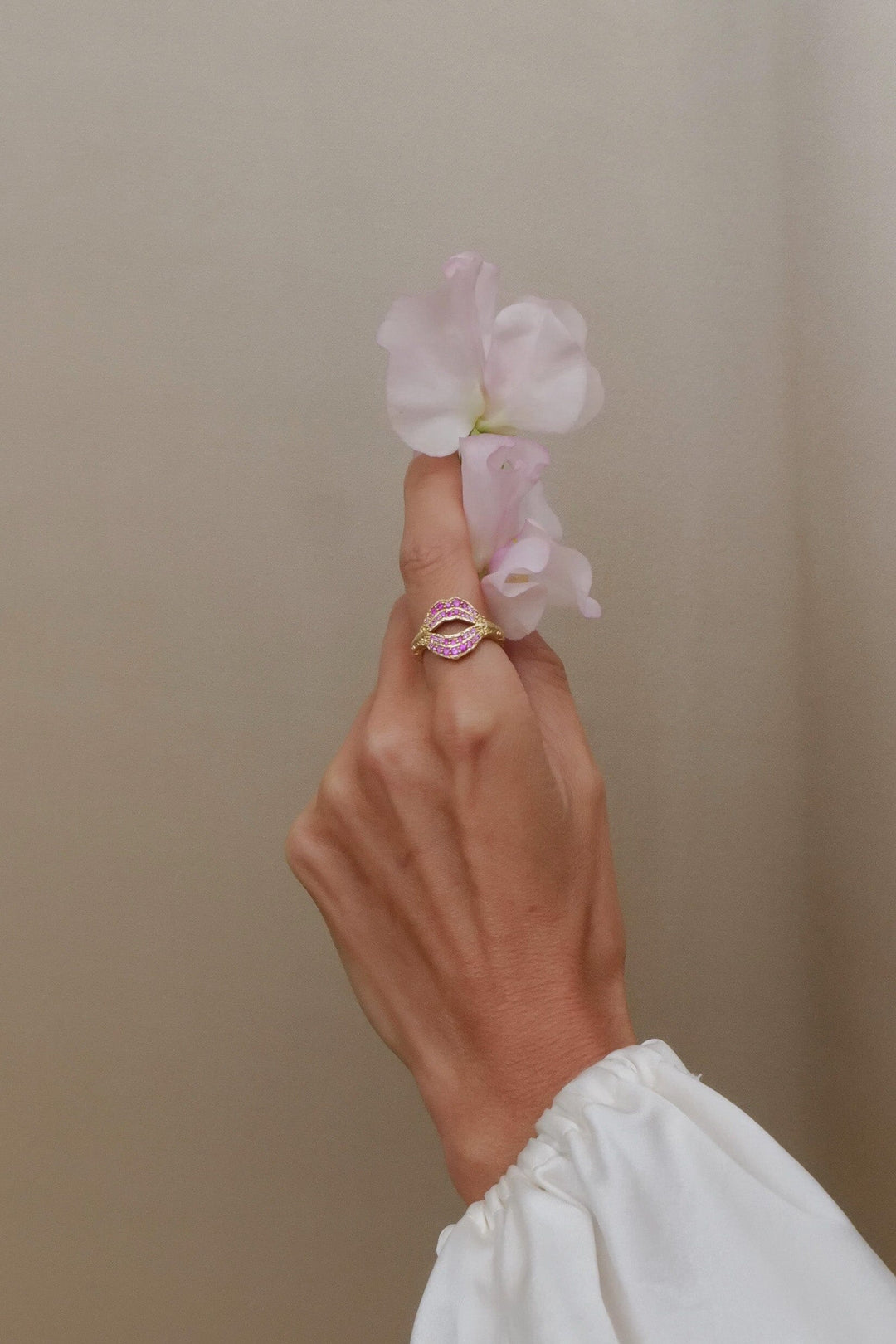 NEW BWLV_R1047 Bayou Kiss Pink Sapphire Ring Jewelry Bayou with Love