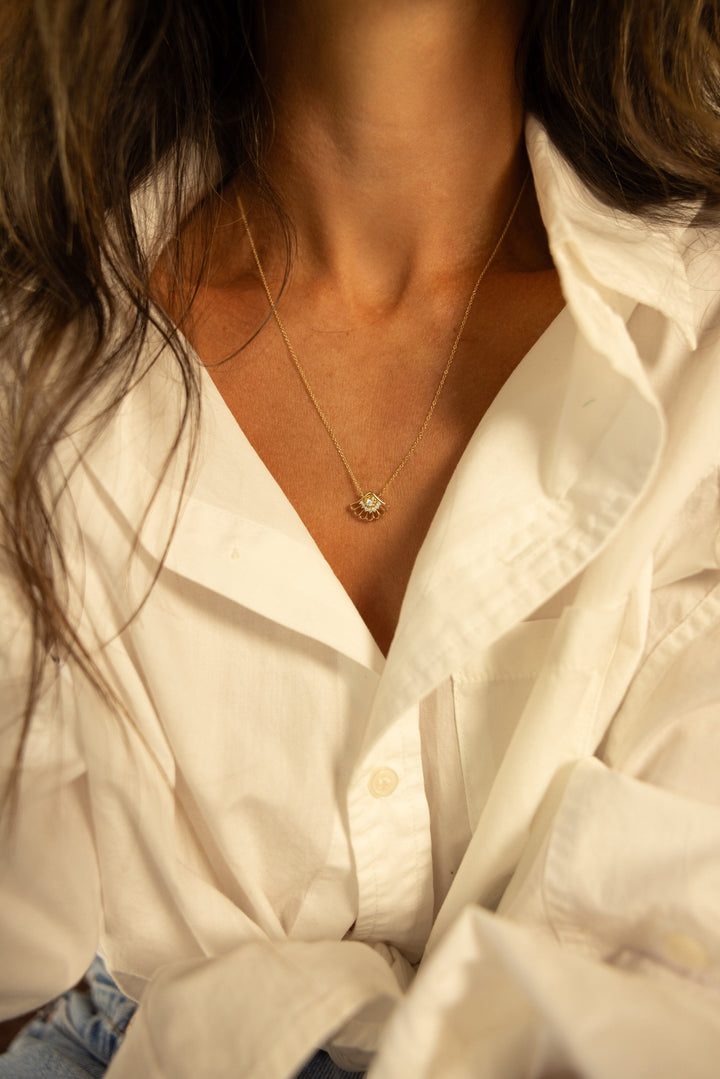 Sunrise Shell Lace Necklace Jewelry Bayou with Love 