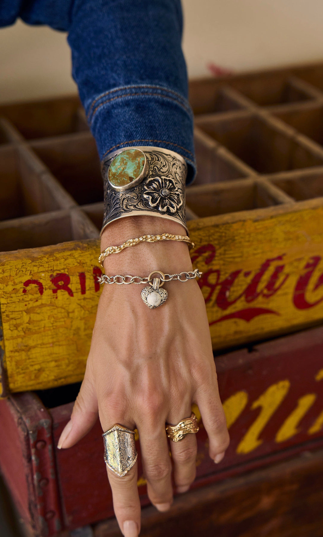 Diamond Magnesite Heart Bracelet Jewelry Bayou with Love 