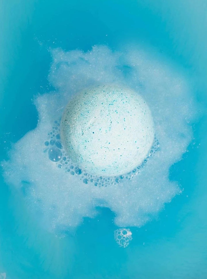 Restore Eucalyptus & Peppermint Arnica Oil Bath Bomb Beauty KLEI 