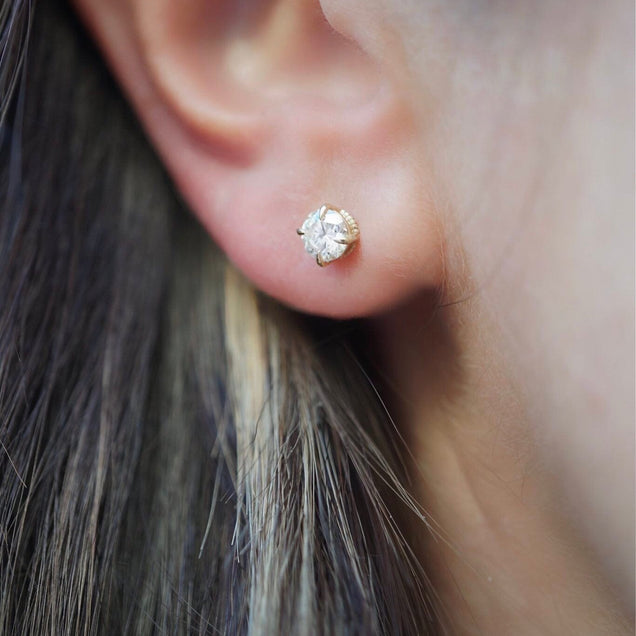 NEW Solitaire Diamond Brilliant Round Studs Bayou with Love 