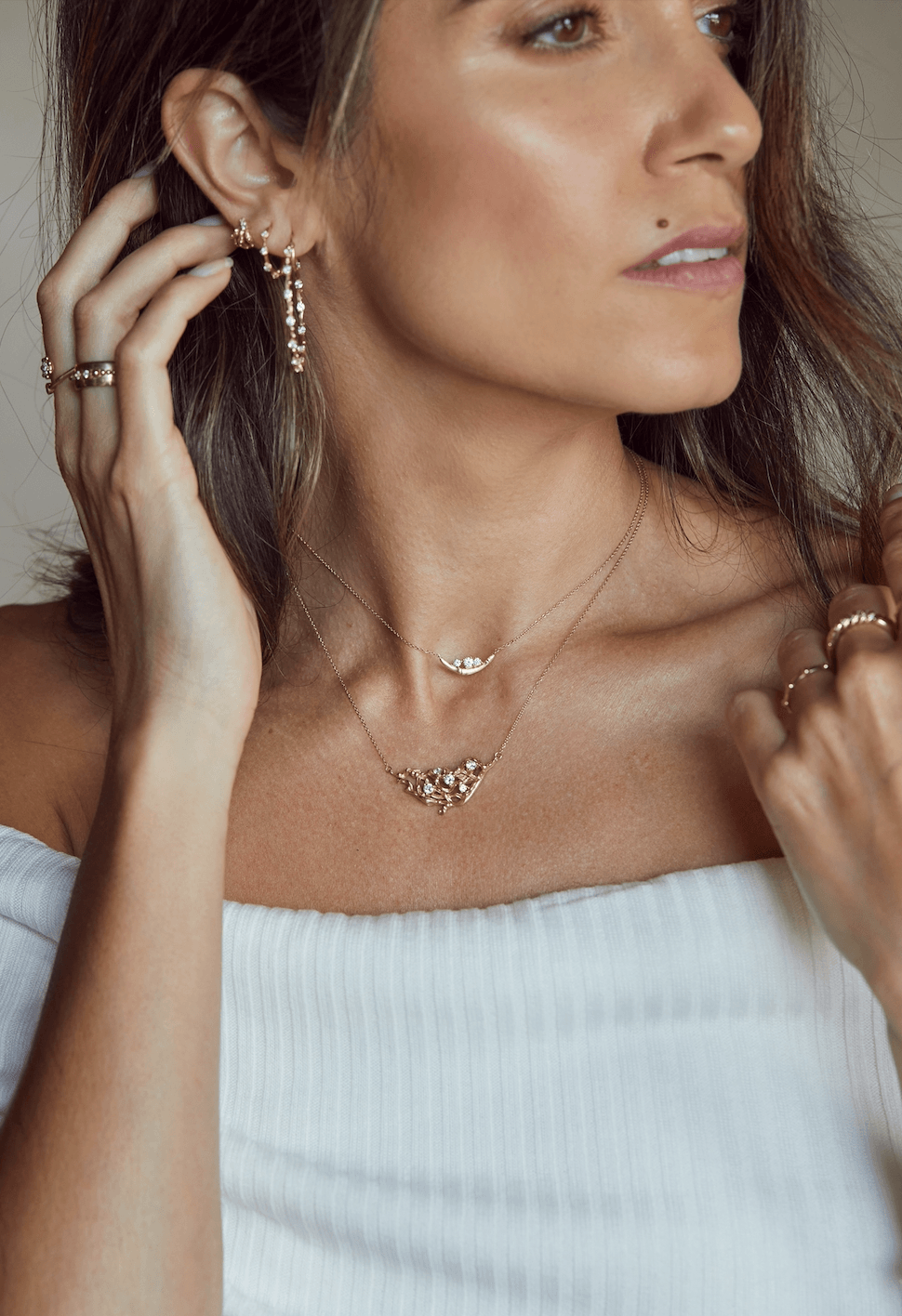 Diamond Moon Necklace in 18k White Gold | Mumit